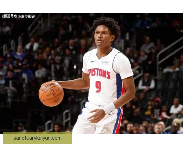 马洛卡边路进攻状态回暖，近期表现值得关注